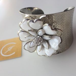 3D white flower silver metal cuff